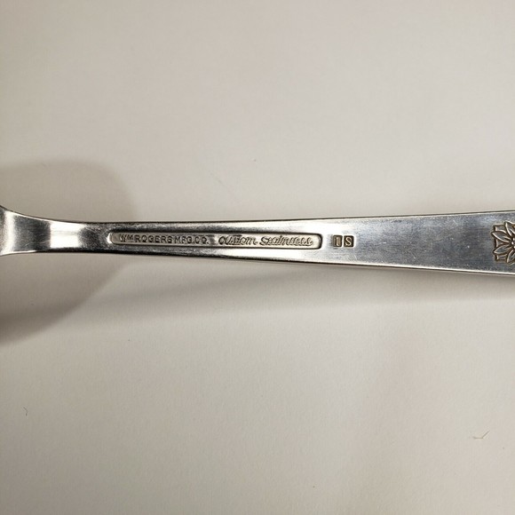 Suncrest Spring Charm William Rogers Custom Stainless Solid Serving Spoon - Picture 3 of 5